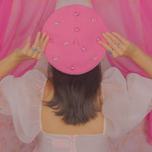 Load image into Gallery viewer, Beading Heart Beret