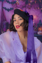 Load image into Gallery viewer, Buy me (Halloween) Flowers Beret