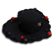 Load image into Gallery viewer, Black Forest & Heart C(ache) Heart Hat