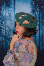 Load image into Gallery viewer, Entomology Beret