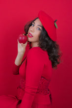 Load image into Gallery viewer, Apple Beret (Royal Gala)