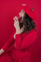 Load image into Gallery viewer, Apple Beret (Royal Gala)