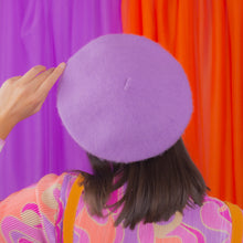 Load image into Gallery viewer, Black Cats Beret