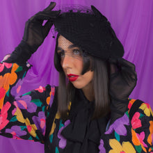 Load image into Gallery viewer, The Widow's Beret