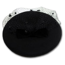 Load image into Gallery viewer, The Widow's Beret