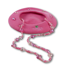 Load image into Gallery viewer, Beading Heart Beret