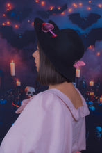 Load image into Gallery viewer, Love Struck Heart Hat in Black