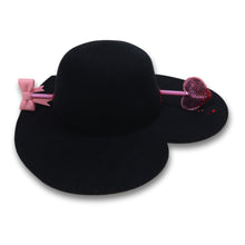 Load image into Gallery viewer, Love Struck Heart Hat in Black
