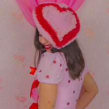 Load image into Gallery viewer, No Heart Frillings Beret