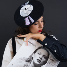 Load image into Gallery viewer, Reputation on Vinyl Beret