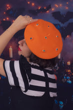 Load image into Gallery viewer, The Berets Have Eyes Beret