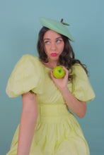 Load image into Gallery viewer, Apple Beret (Granny Smith)