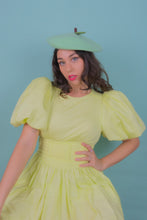 Load image into Gallery viewer, Apple Beret (Granny Smith)