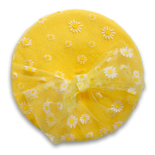 Load image into Gallery viewer, Going Daisy Beret