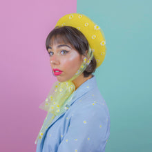 Load image into Gallery viewer, Going Daisy Beret