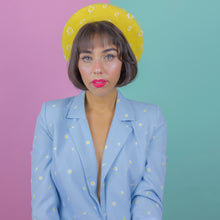 Load image into Gallery viewer, Going Daisy Beret