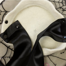 Load image into Gallery viewer, Cobweb Beret in White