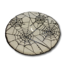 Load image into Gallery viewer, Cobweb Beret in White