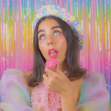 Load image into Gallery viewer, Flower Crown Beret