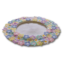 Load image into Gallery viewer, Flower Crown Beret