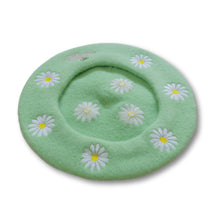Load image into Gallery viewer, Lazy Daisy Beret