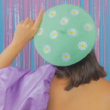 Load image into Gallery viewer, Lazy Daisy Beret
