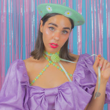 Load image into Gallery viewer, Lazy Daisy Beret