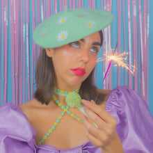 Load image into Gallery viewer, Lazy Daisy Beret