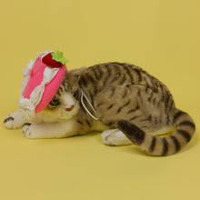 Load image into Gallery viewer, Pink Velvet Cake Pet Beret