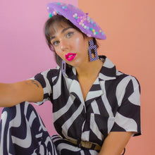 Load image into Gallery viewer, Pom Pom Beret
