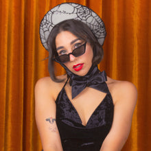 Load image into Gallery viewer, Cobweb Beret in White