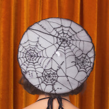 Load image into Gallery viewer, Cobweb Beret in White