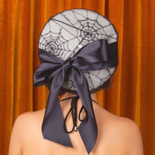 Load image into Gallery viewer, Cobweb Beret in White
