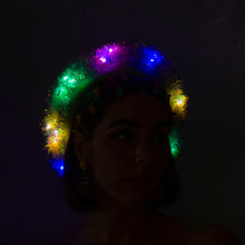 Load image into Gallery viewer, Twinkle Tinsel Beret