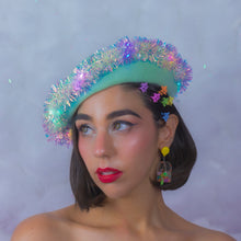 Load image into Gallery viewer, Twinkle Tinsel Beret
