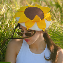 Load image into Gallery viewer, Sunflower Beret
