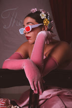 Load image into Gallery viewer, The Jayne (Ceramic Posy Comb Set)