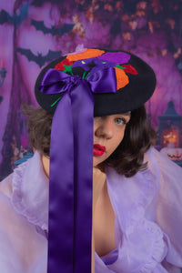 Buy me (Halloween) Flowers Beret