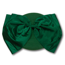 Load image into Gallery viewer, Gift Bow Beret