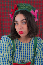 Load image into Gallery viewer, Knot Just a Wreath Beret