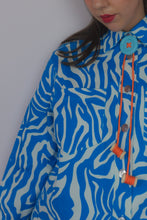 Load image into Gallery viewer, Button Bolo Tie