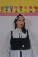 Load image into Gallery viewer, Button Bolo Tie