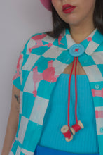 Load image into Gallery viewer, Button Bolo Tie