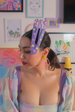Load image into Gallery viewer, Polka Dot Colossal Clip