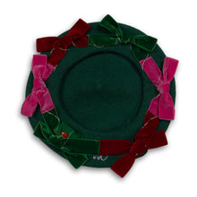 Load image into Gallery viewer, Knot Just a Wreath Beret