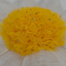 Load image into Gallery viewer, The Marilyn (Daisy Headpiece)