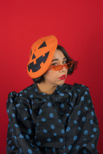Load image into Gallery viewer, Jack-O'-Lantern Beret