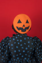 Load image into Gallery viewer, Jack-O'-Lantern Beret