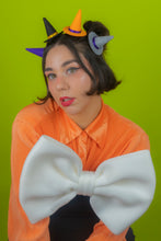 Load image into Gallery viewer, Tiny Witch Clips
