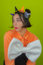 Load image into Gallery viewer, Tiny Witch Clips